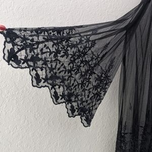 Boohoo Tie Black Lace Kimono w/ Bat Sleeve Detail